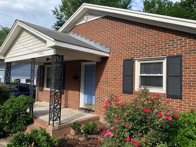 105 S Rotary Ave in Greenville, NC - Building Photo - Building Photo