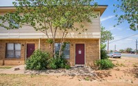 5802-5804 6th St in Lubbock, TX - Foto de edificio - Building Photo