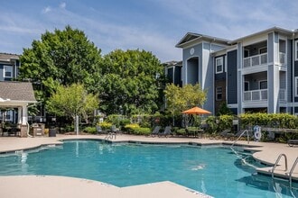 Bexley Panther Creek in Cary, NC - Foto de edificio - Building Photo