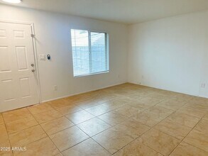 498 E Mesquite Ave in Apache Junction, AZ - Building Photo - Building Photo