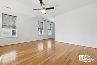 409 Chemistry Cir in Ladson, SC - Building Photo - Building Photo