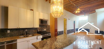 1016 W Cullerton St, Unit 1F in Chicago, IL - Building Photo - Building Photo