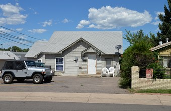 2865-2877 W Archer Pl in Denver, CO - Foto de edificio - Building Photo