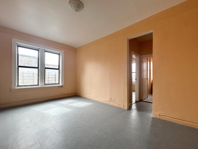 1403 Rosedale Ave in Bronx, NY - Building Photo