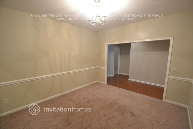 8728 Hazelcroft Ln in Charlotte, NC - Building Photo - Building Photo