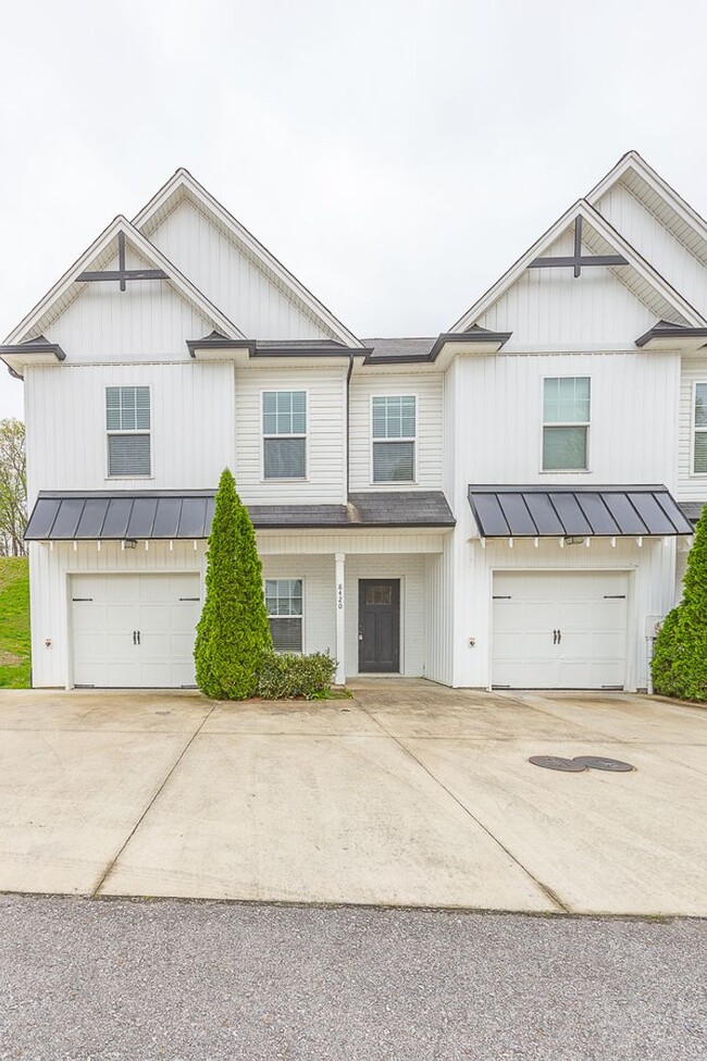 8420 Brookmoor Ln in Ooltewah, TN - Building Photo - Building Photo