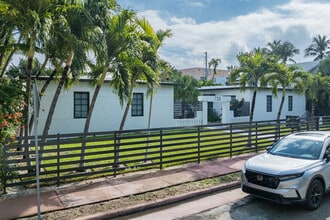 733-737 Michigan Ave in Miami Beach, FL - Foto de edificio - Building Photo