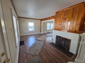 210 N Midler Ave in Syracuse, NY - Building Photo - Building Photo