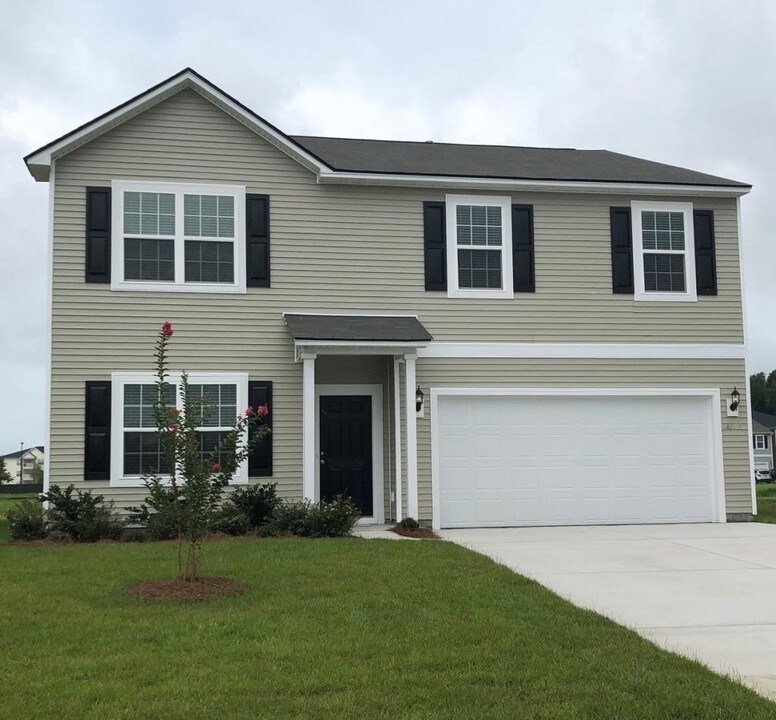 4009 Alvina Way in Myrtle Beach, SC - Building Photo