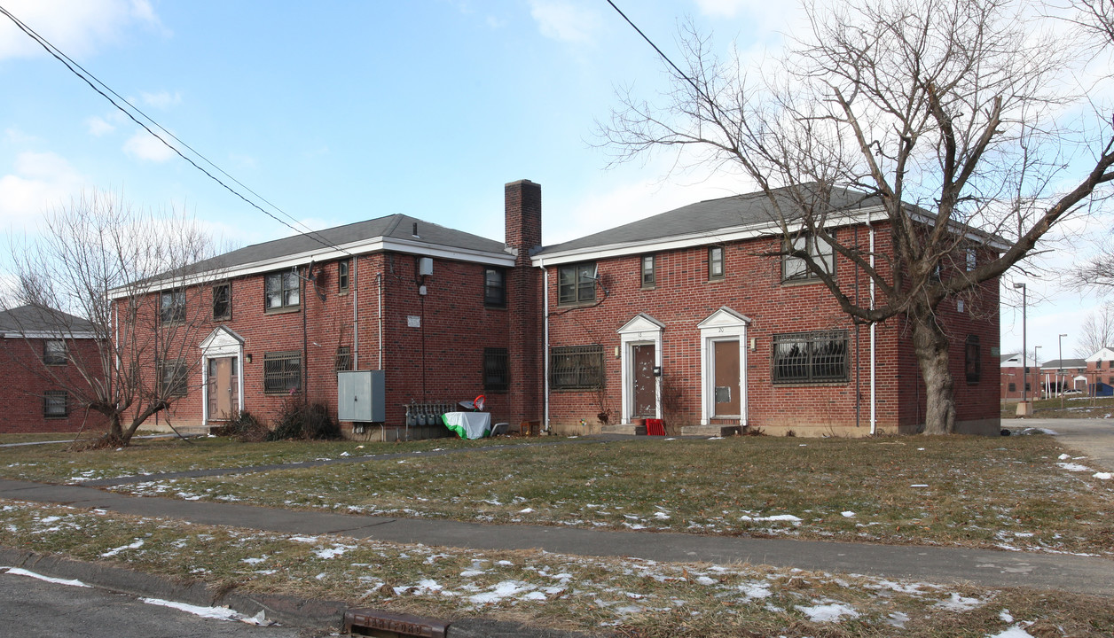 Westbrook Village in Hartford, CT - Foto de edificio