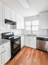 2498 Hidden Cove Ct in Gainesville, GA - Foto de edificio - Building Photo