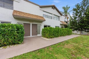 3003 NW 5th Terrace in Pompano Beach, FL - Building Photo