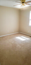 2044 Whaleyville Blvd in Suffolk, VA - Foto de edificio - Building Photo