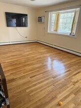 143-04 105th Ave in Queens, NY - Building Photo - Building Photo