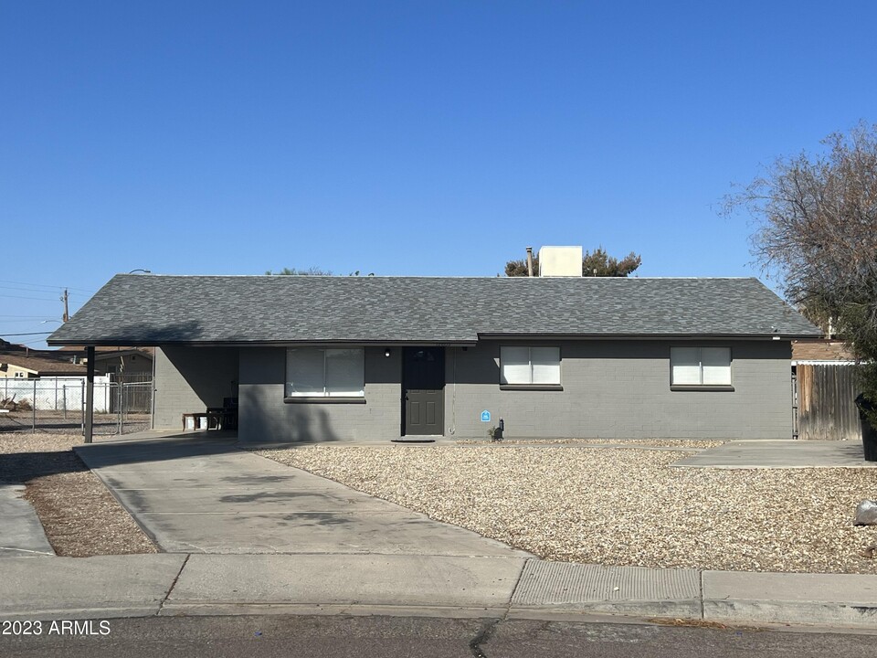 12809 Post Dr in Surprise, AZ - Building Photo