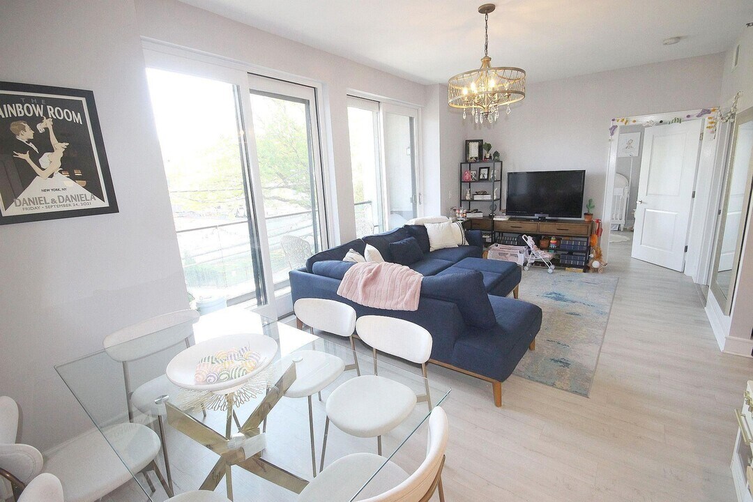 924 Jefferson St in Hoboken, NJ - Building Photo