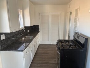 893 W 23rd St, Unit 893 in San Pedro, CA - Building Photo - Building Photo
