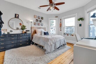 160 Saint Alphonsus St, Unit 2 in Boston, MA - Building Photo - Building Photo