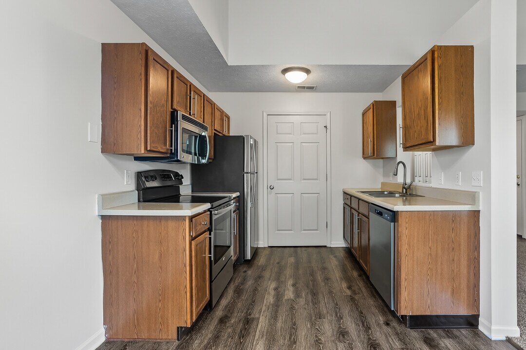 Eagle's Nest Apartments in Grandville, MI - Building Photo