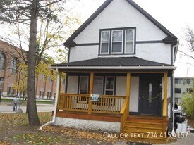 936 Mary St in Ann Arbor, MI - Building Photo