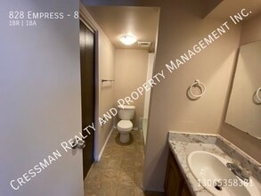 828 Empress St in Regina, SK - Building Photo - Building Photo