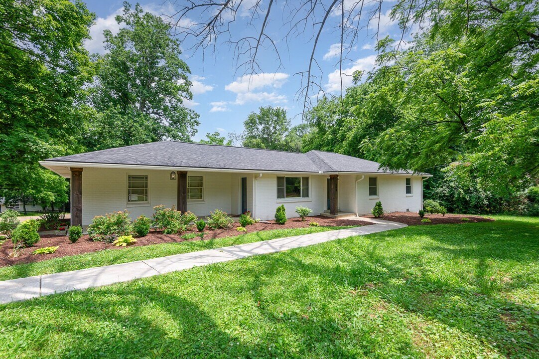 508 N Marthona Rd in Nashville, TN - Building Photo