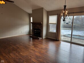 6625 Sunloch Ct in Indianapolis, IN - Building Photo - Building Photo