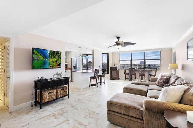 1648 Jupiter Cove Dr in Jupiter, FL - Building Photo - Building Photo