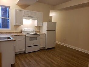 2608 Maryland Ave in Baltimore, MD - Building Photo - Building Photo