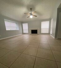 7842 Winehill Ln in Houston, TX - Building Photo - Building Photo