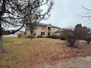 216 Nura Ct in Ypsilanti, MI - Building Photo - Building Photo