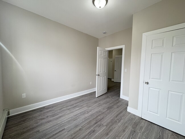 856 S 16th St, Unit 3C in Newark, NJ - Building Photo - Building Photo