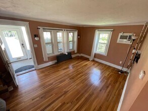 54 Norcross St in Arlington, MA - Building Photo - Building Photo