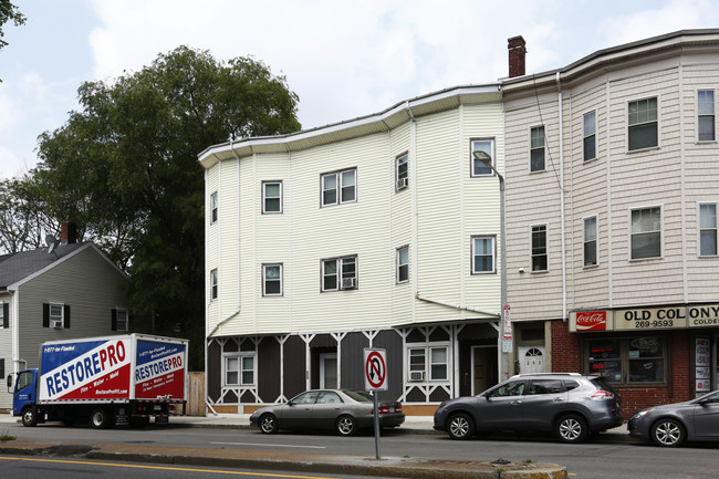 265-267 Dorchester St in Boston, MA - Foto de edificio - Building Photo