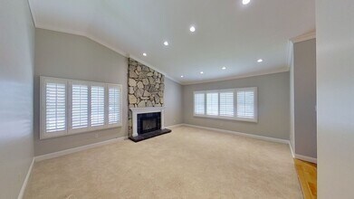 11350 Maple St in Los Alamitos, CA - Building Photo - Building Photo