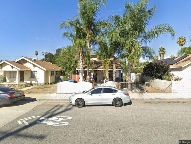 property at 581 W Monterey Ave