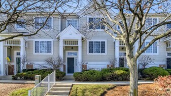 9337 Harrison St in Des Plaines, IL - Building Photo