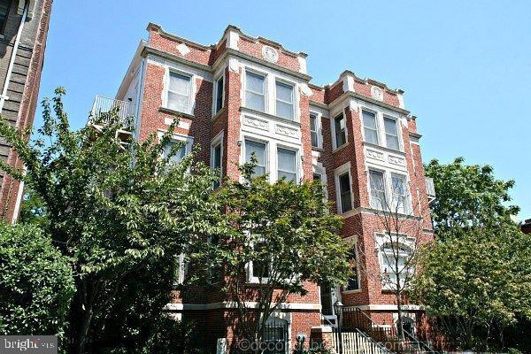 1807 California St NW in Washington, DC - Building Photo