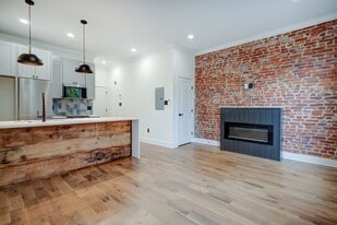 2835 W Diamond St in Philadelphia, PA - Building Photo