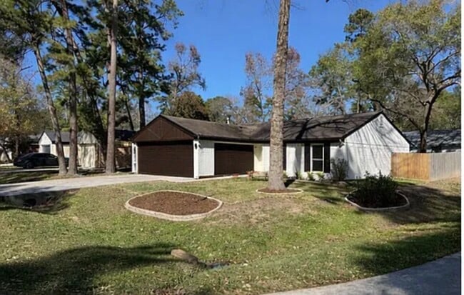 property at 1 Redberry Ct