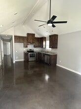 104 Chloe Dr in Mineola, TX - Building Photo - Building Photo