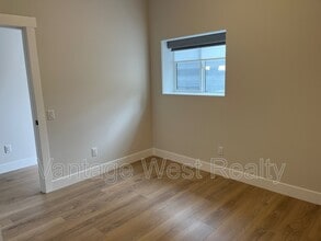 3555 Boxwood Rd in Kelowna, BC - Building Photo - Building Photo