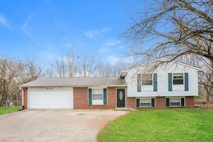 5611 Dollar Hide Ct in Indianapolis, IN - Building Photo