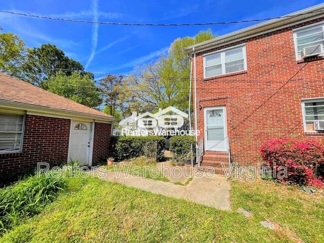 7467 Hampton Blvd in Norfolk, VA - Building Photo - Building Photo