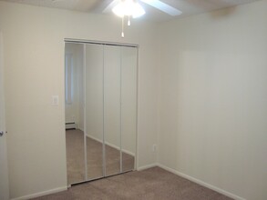 857 S Van Gordon Ct in Lakewood, CO - Building Photo - Building Photo