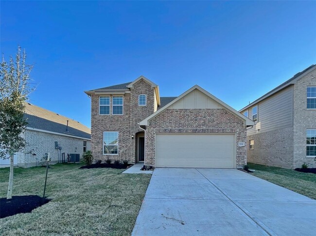 property at 3331 Meadknoll Ln