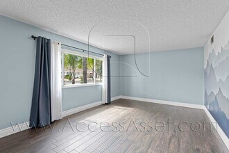 43160 San Marcos Pl in Hemet, CA - Building Photo - Building Photo