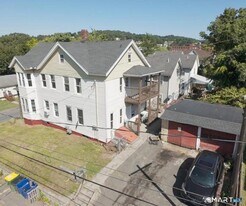 250 Orange St in Waterbury, CT - Building Photo