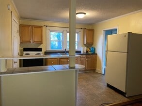 120 Davis St in Williamston, SC - Building Photo - Building Photo