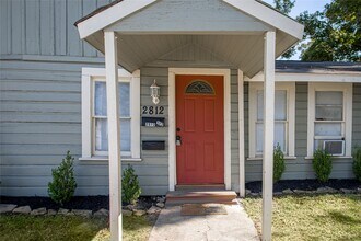 2812 Cortlandt St in Houston, TX - Building Photo - Building Photo